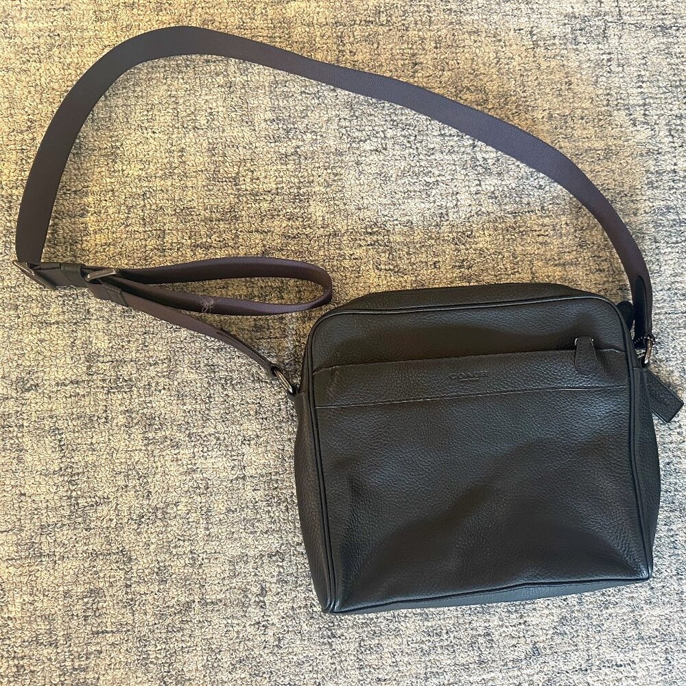 Rare leather COACH crossbody messenger bag. Unisex, VERY cool.
